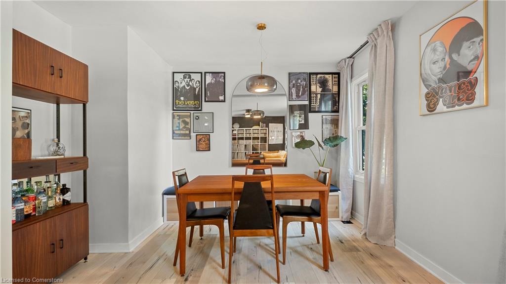 102 Spadina Road E Property Photo 39