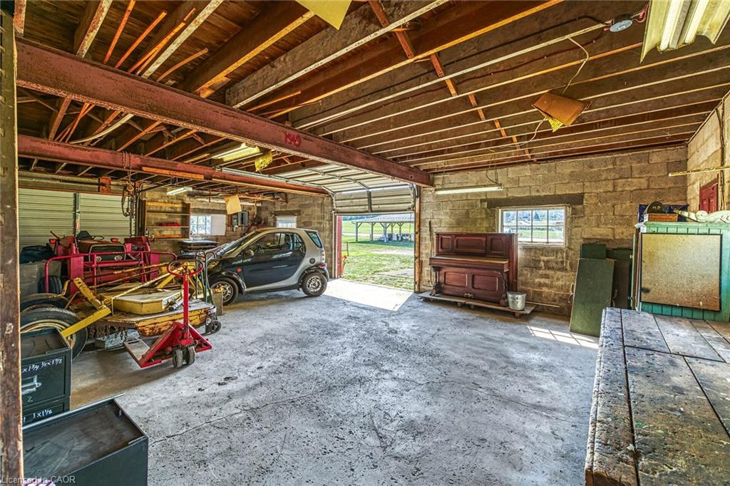5581 King Street Property Photo 33