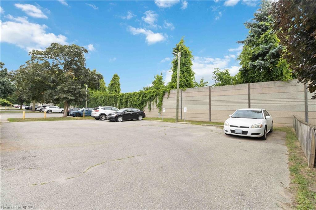 23-55 Metcalfe Crescent Property Photo 16