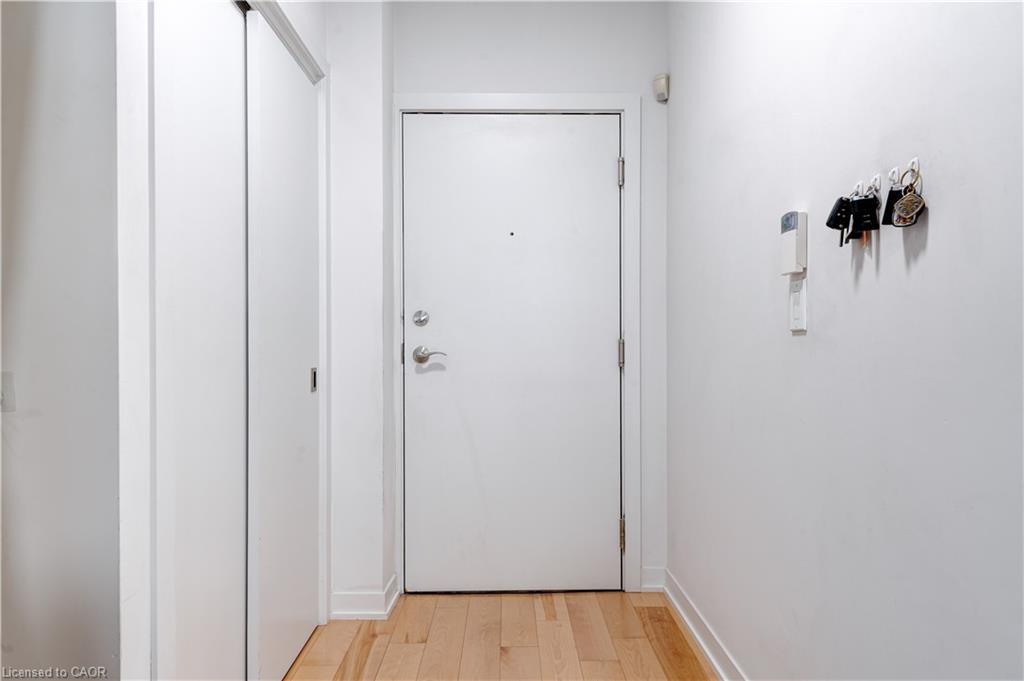 602-551 Maple Avenue Property Photo 3