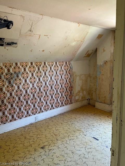 232 Grey Street Property Photo 19