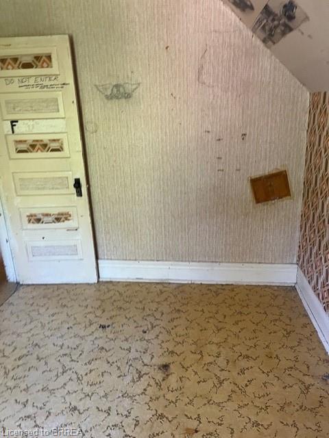 232 Grey Street Property Photo 20