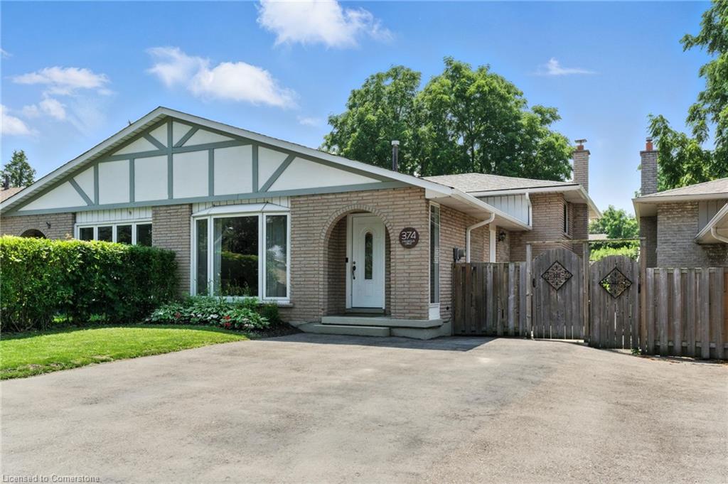 374 Magnolia Drive Property Photo 1