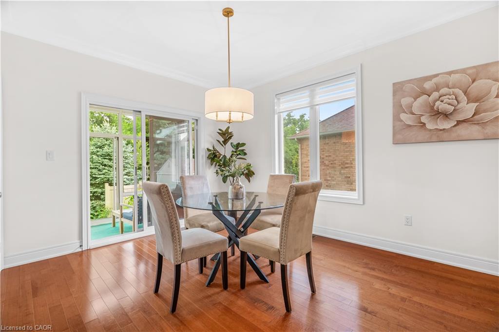 3300 Charleston Drive Property Photo 10