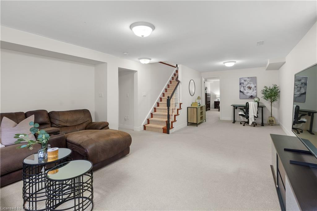 3300 Charleston Drive Property Photo 28