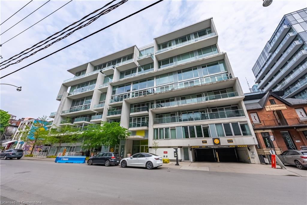 428-75 Portland Street Property Photo 1