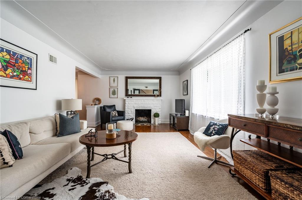 60 Inverness Avenue W Property Photo 1