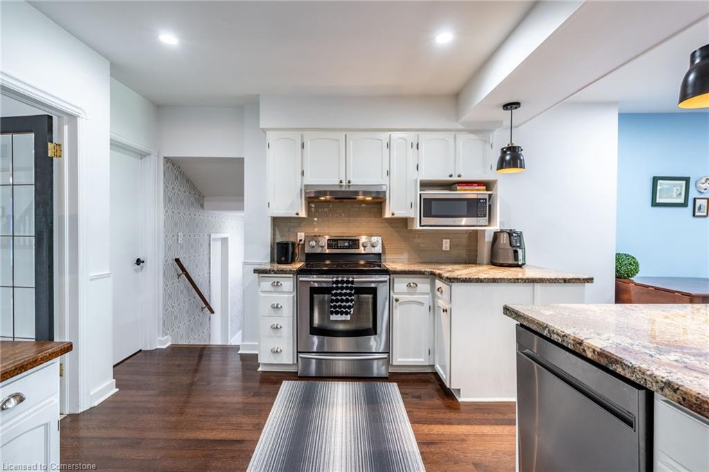 60 Inverness Avenue W Property Photo 19