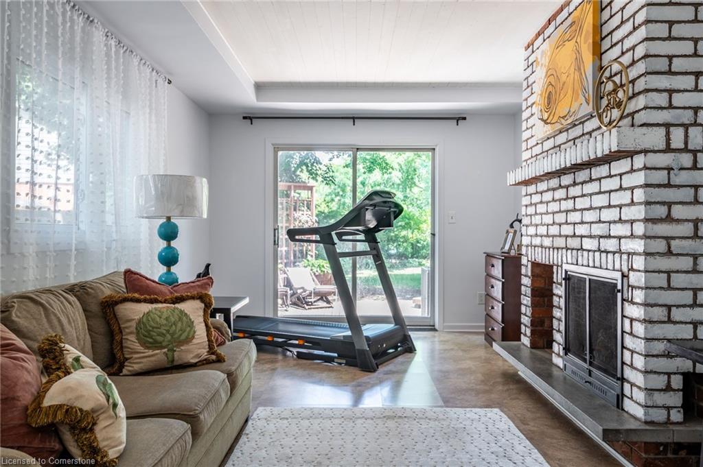 60 Inverness Avenue W Property Photo 23