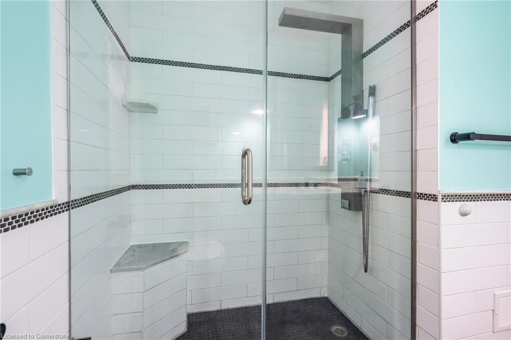 60 Inverness Avenue W Property Photo 42