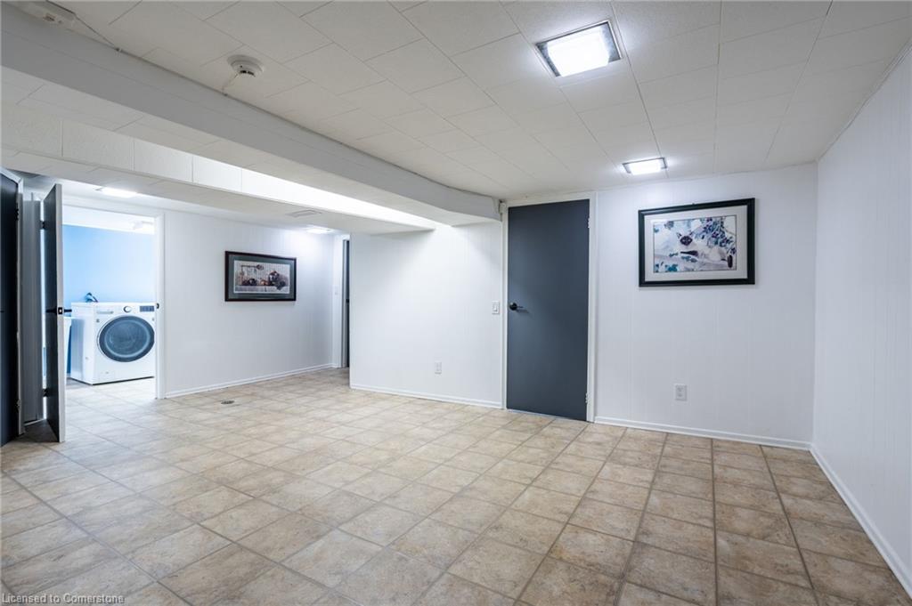 60 Inverness Avenue W Property Photo 44