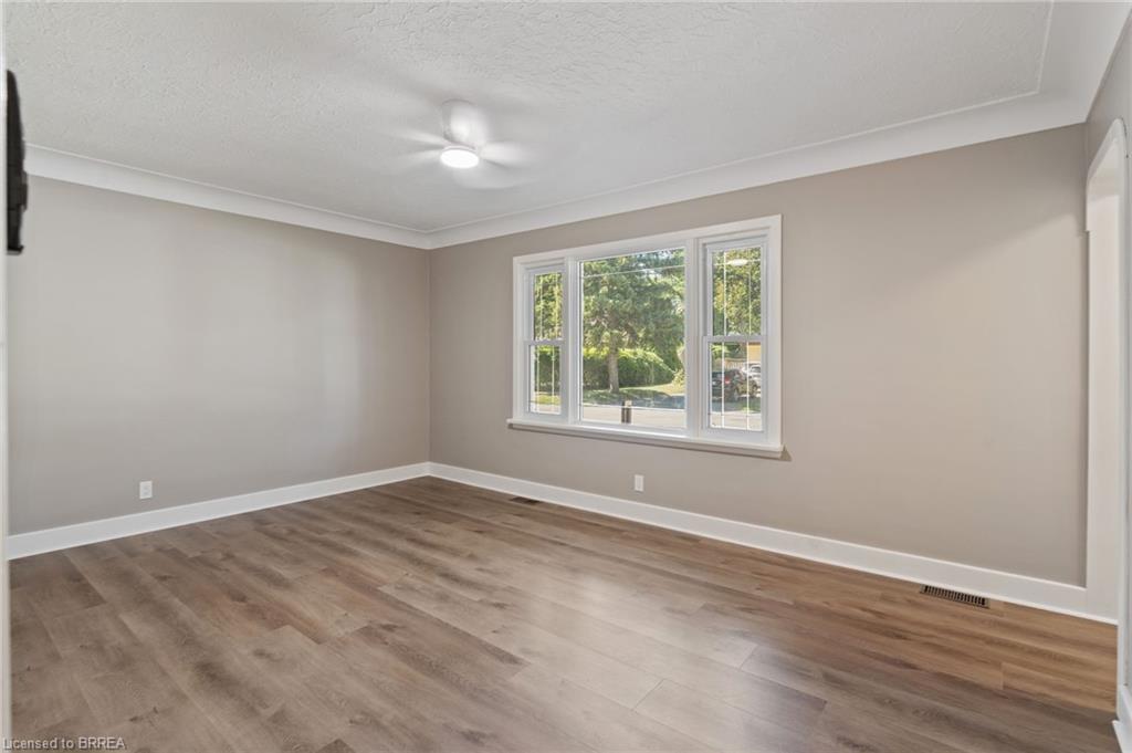 8 Todd Street Property Photo 10