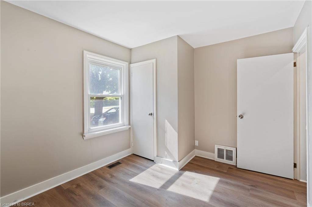 8 Todd Street Property Photo 14