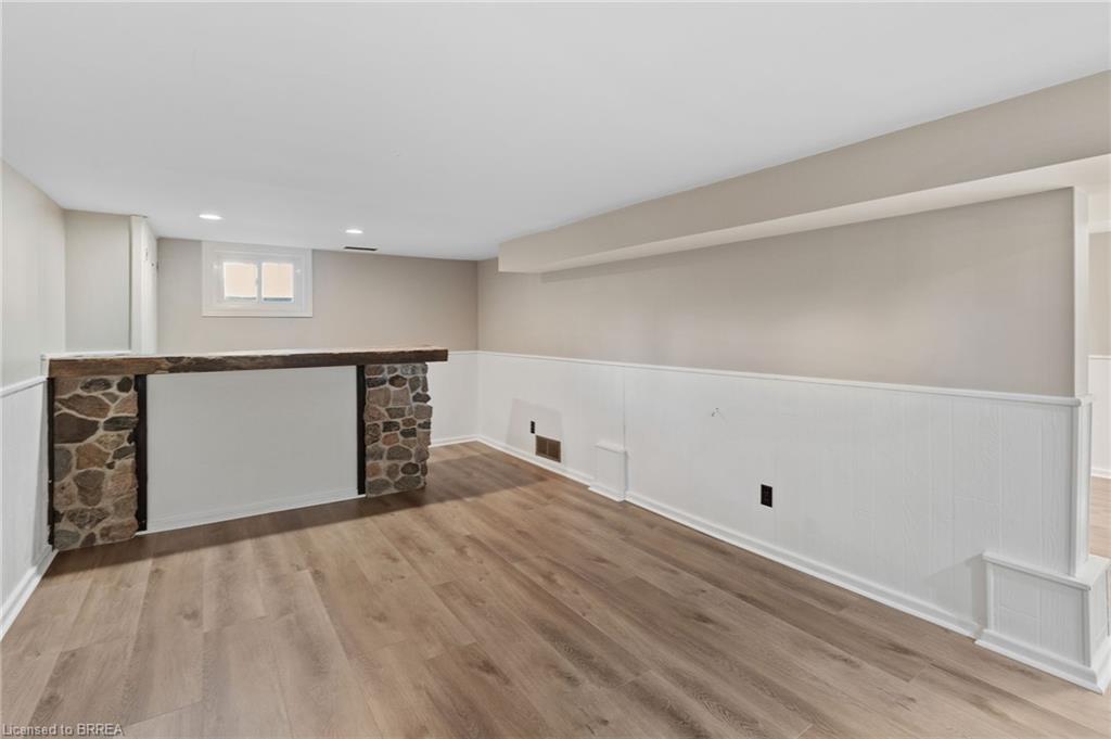8 Todd Street Property Photo 35