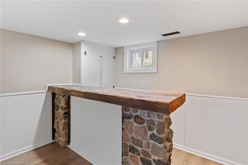 8 Todd Street Property Photo 36