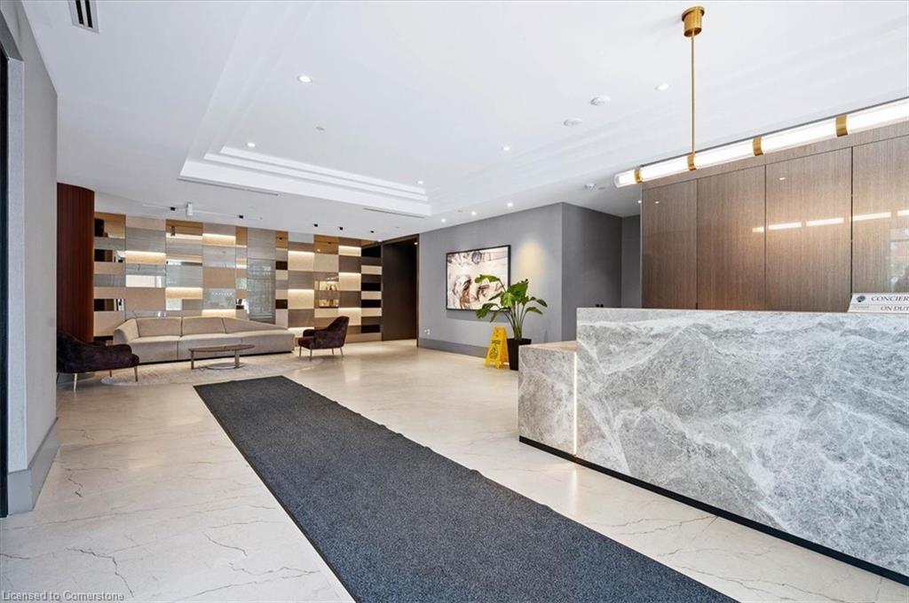 220-55 Duke Street W Property Photo 10