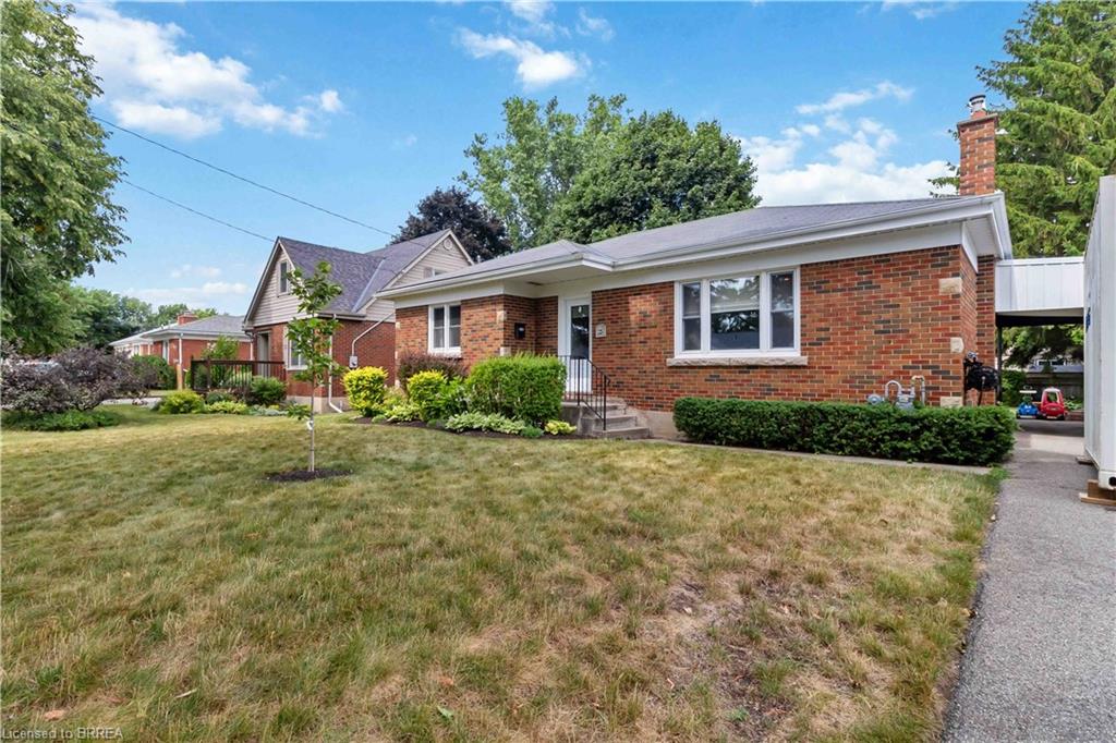 25 Hillier Crescent Property Photo 3