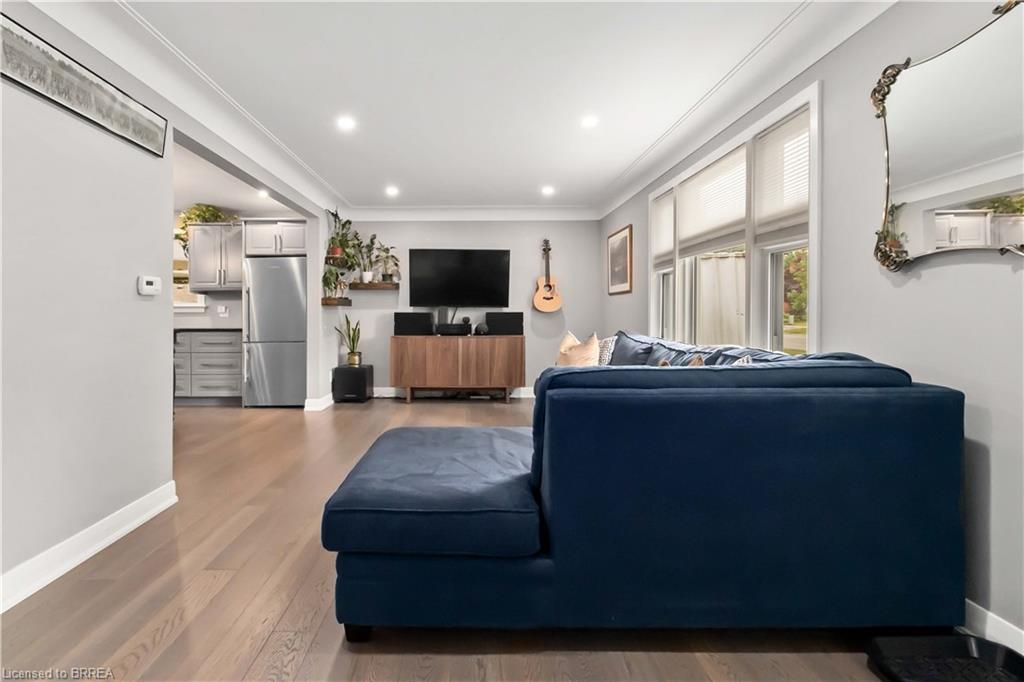 25 Hillier Crescent Property Photo 9