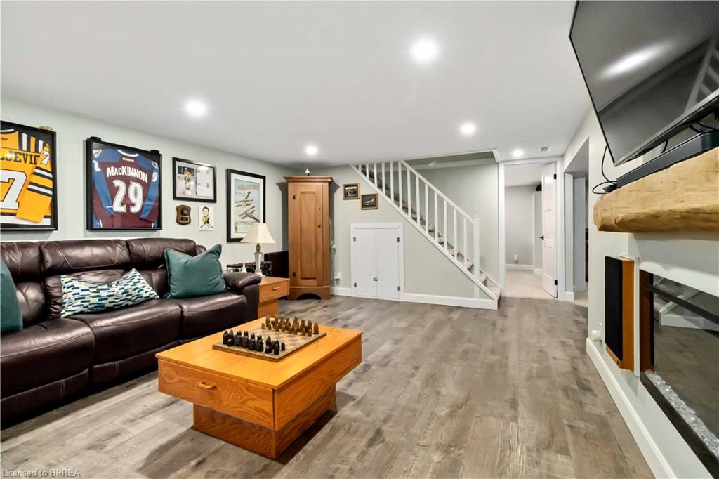 25 Hillier Crescent Property Photo 26