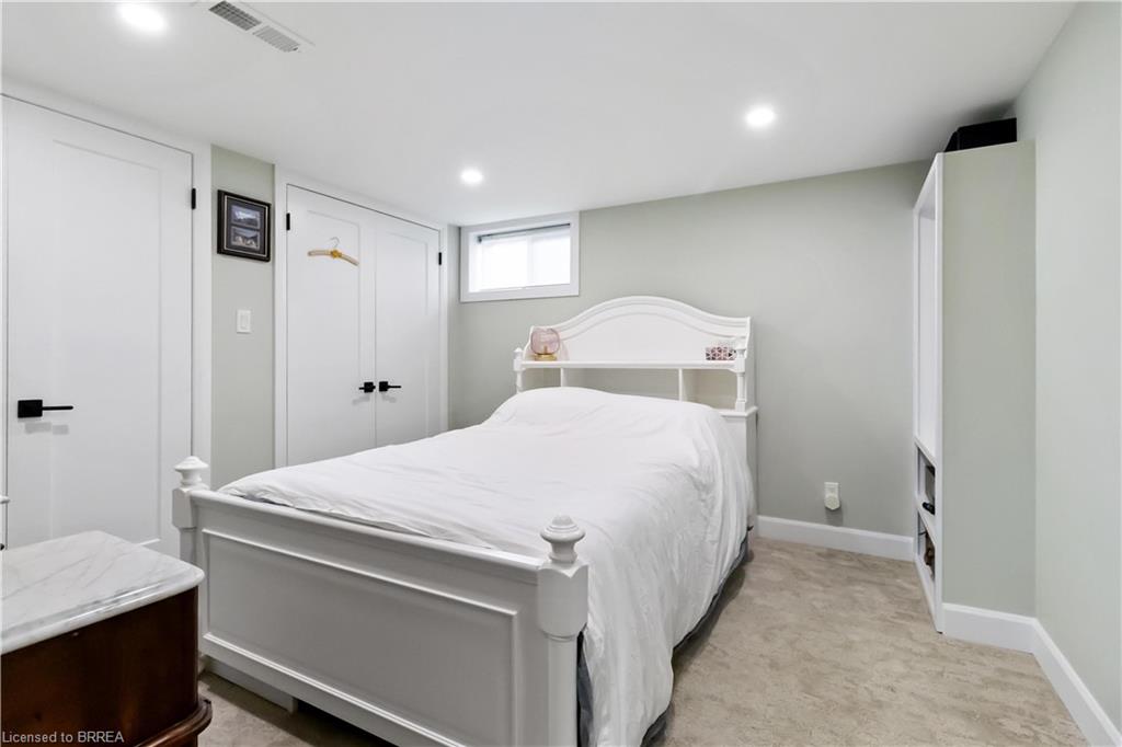 25 Hillier Crescent Property Photo 33
