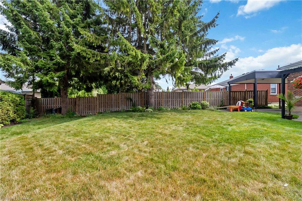 25 Hillier Crescent Property Photo 38