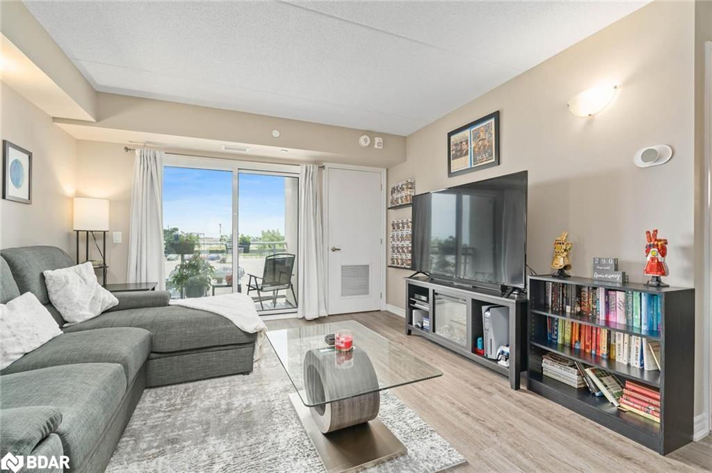 207-716 Main Street Property Photo 8