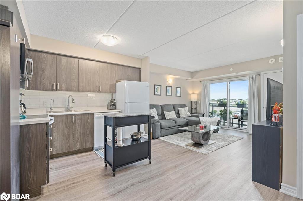 207-716 Main Street Property Photo 20