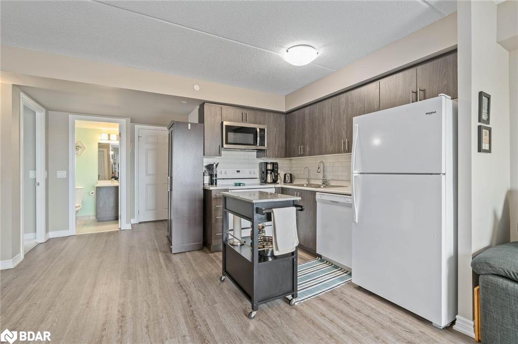 207-716 Main Street Property Photo 21