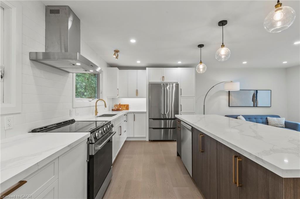 36 Spring Garden Boulevard Property Photo 16