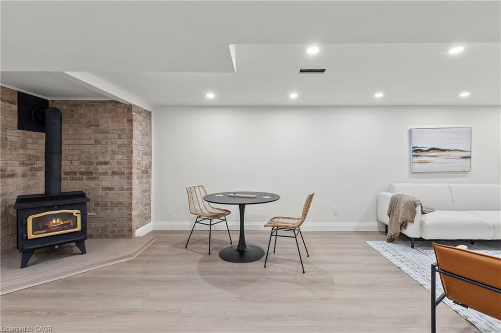 36 Spring Garden Boulevard Property Photo 28