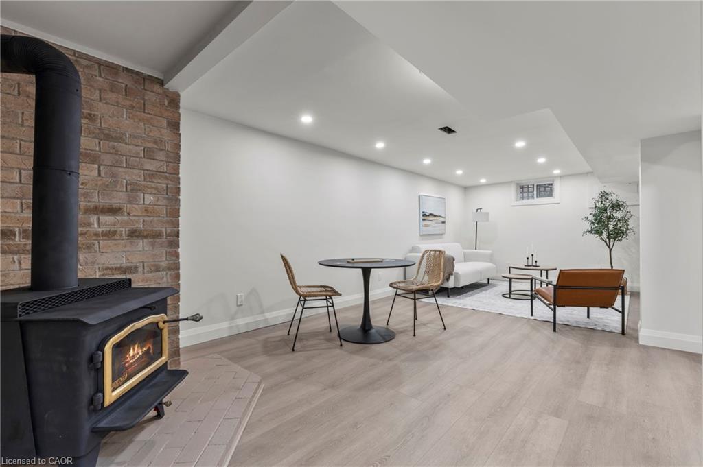 36 Spring Garden Boulevard Property Photo 29