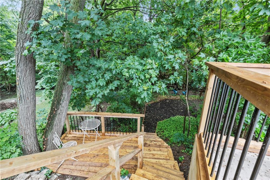 36 Spring Garden Boulevard Property Photo 39