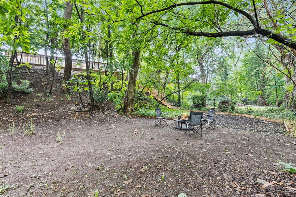 36 Spring Garden Boulevard Property Photo 44