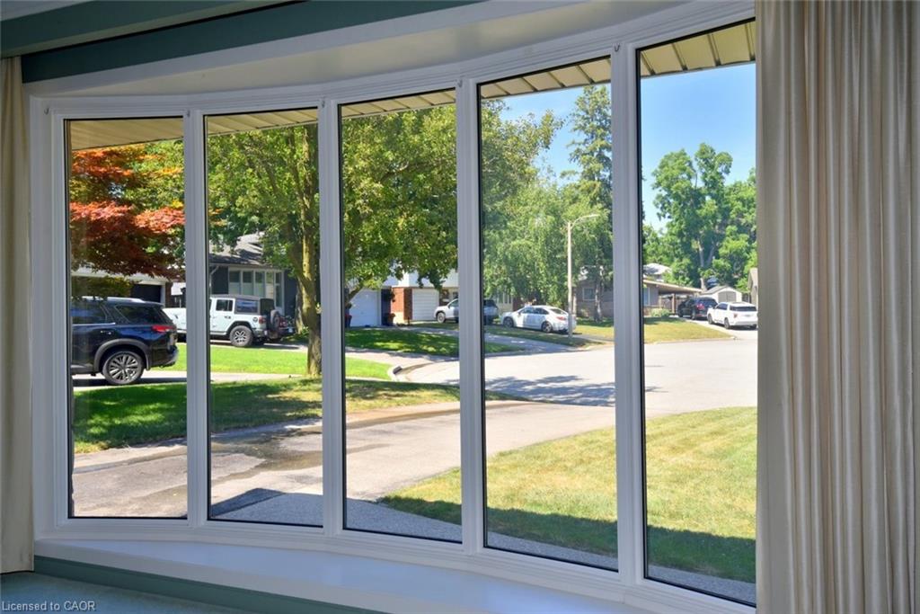 552 Hull Court Property Photo 12