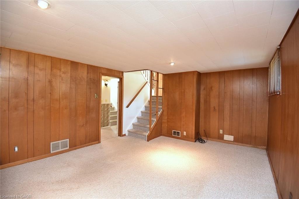 552 Hull Court Property Photo 34