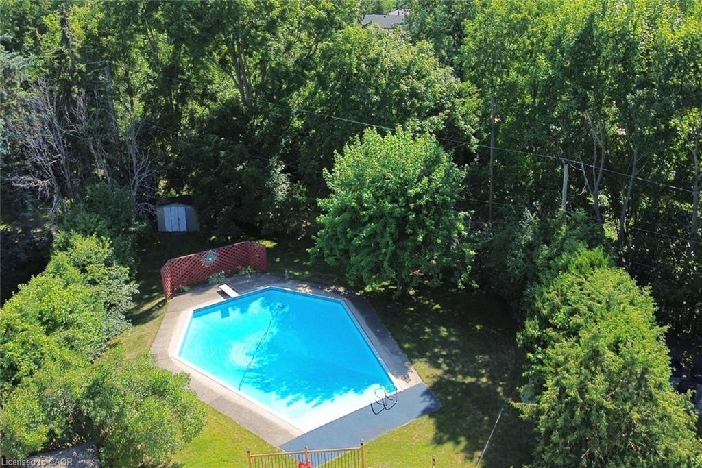 552 Hull Court Property Photo 45