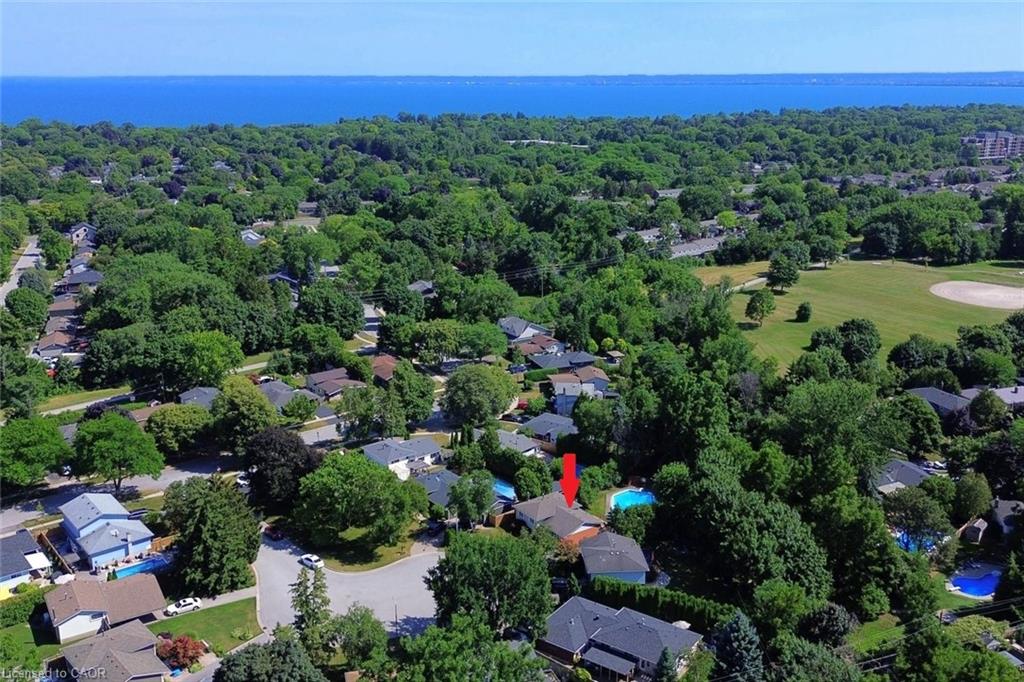 552 Hull Court Property Photo 48