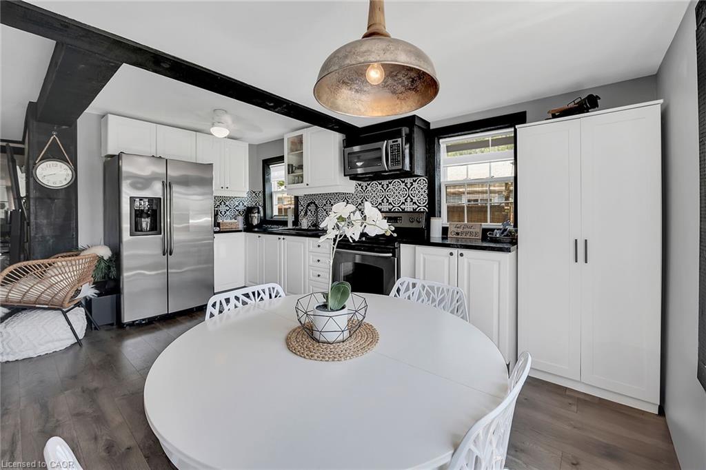 1023 Lakeshore Road Property Photo 6