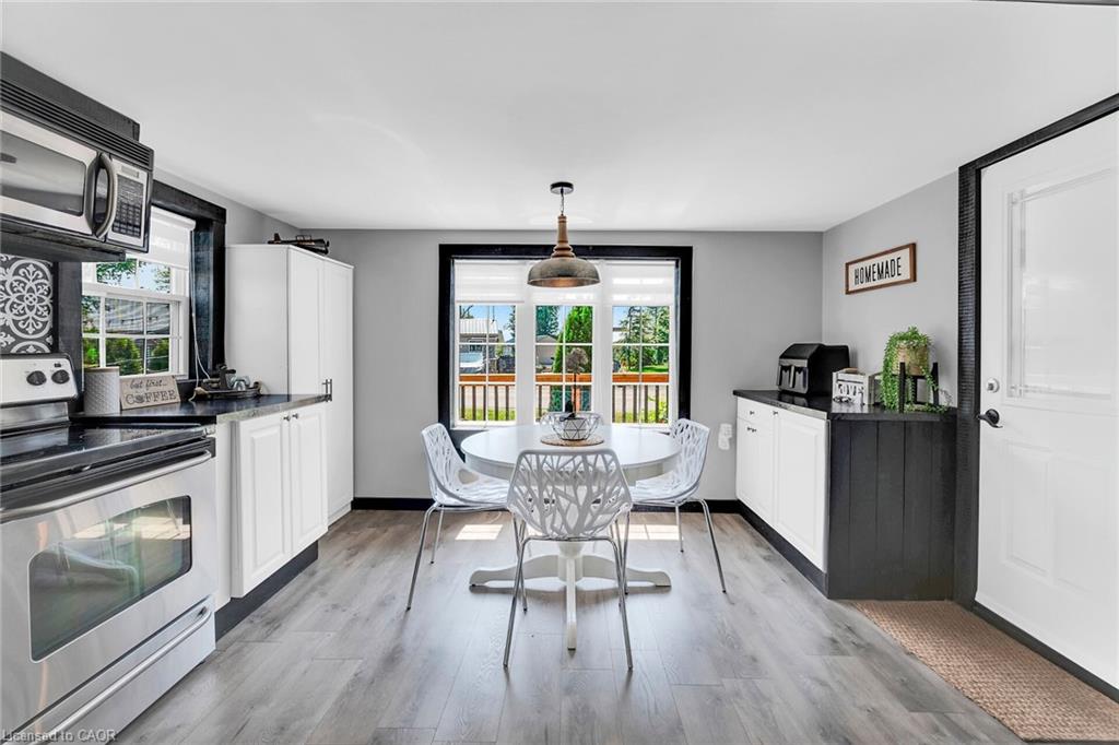 1023 Lakeshore Road Property Photo 9