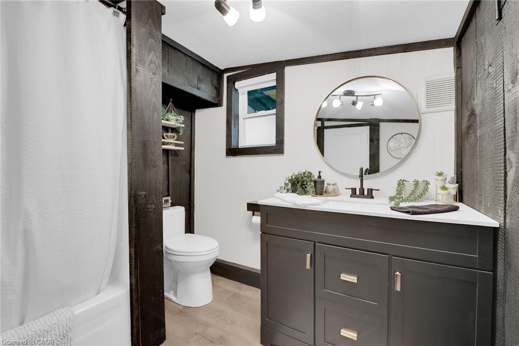 1023 Lakeshore Road Property Photo 19