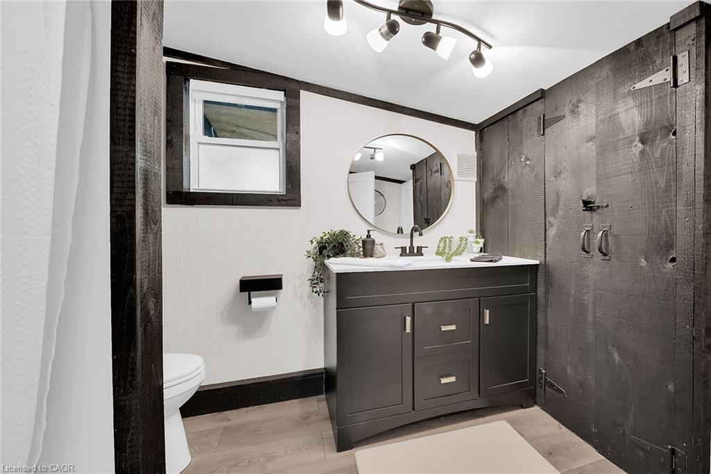 1023 Lakeshore Road Property Photo 20