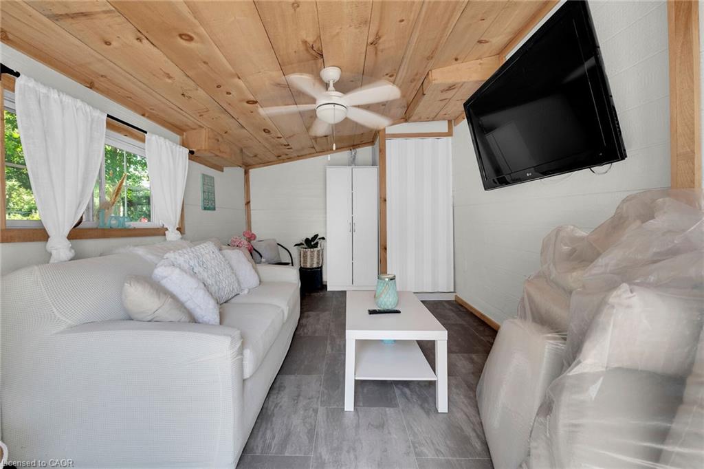 1023 Lakeshore Road Property Photo 21