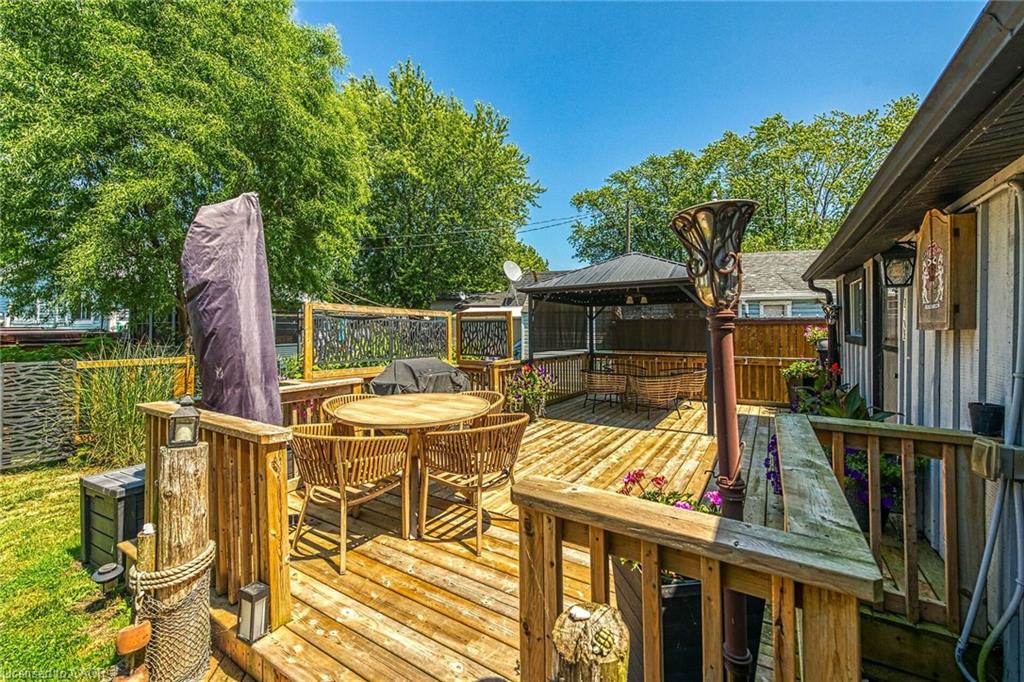 1023 Lakeshore Road Property Photo 26