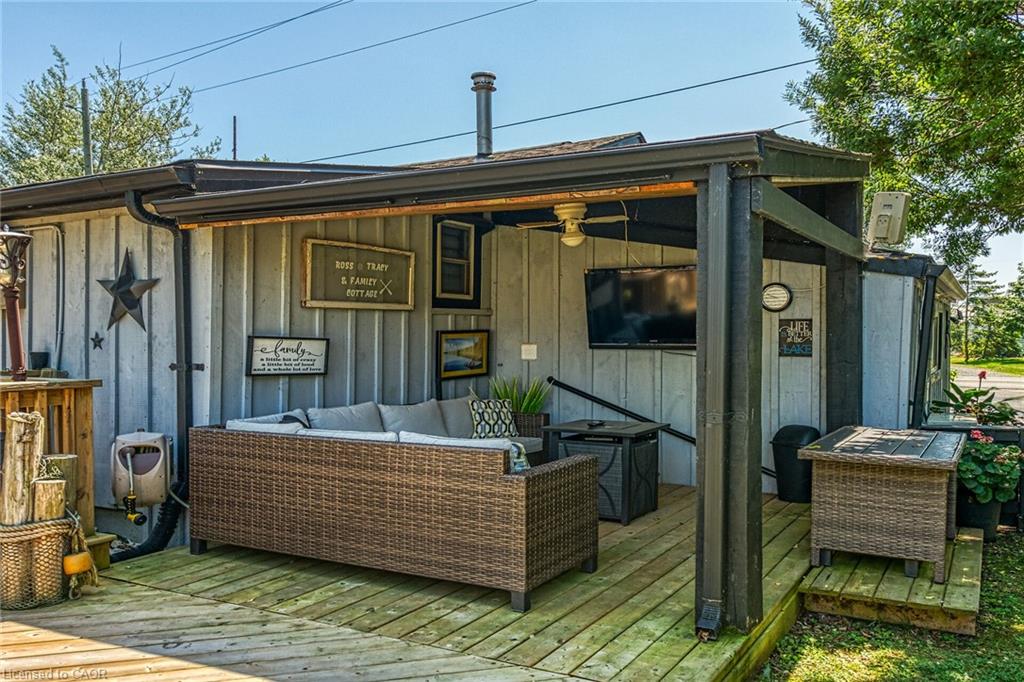 1023 Lakeshore Road Property Photo 28