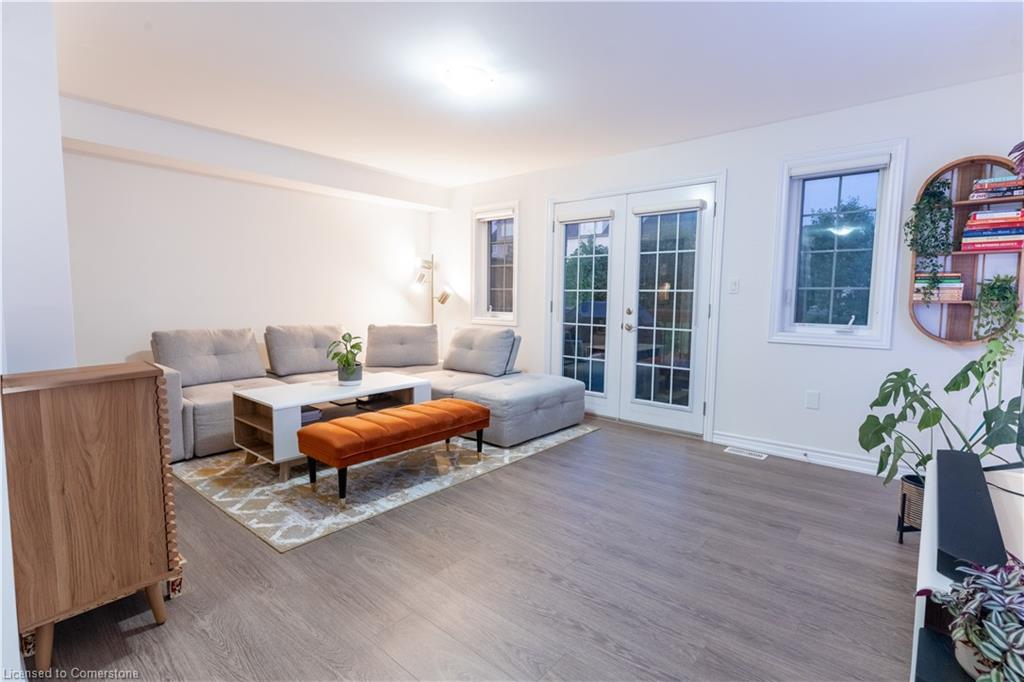 20b-85 Mullin Drive Property Photo 17