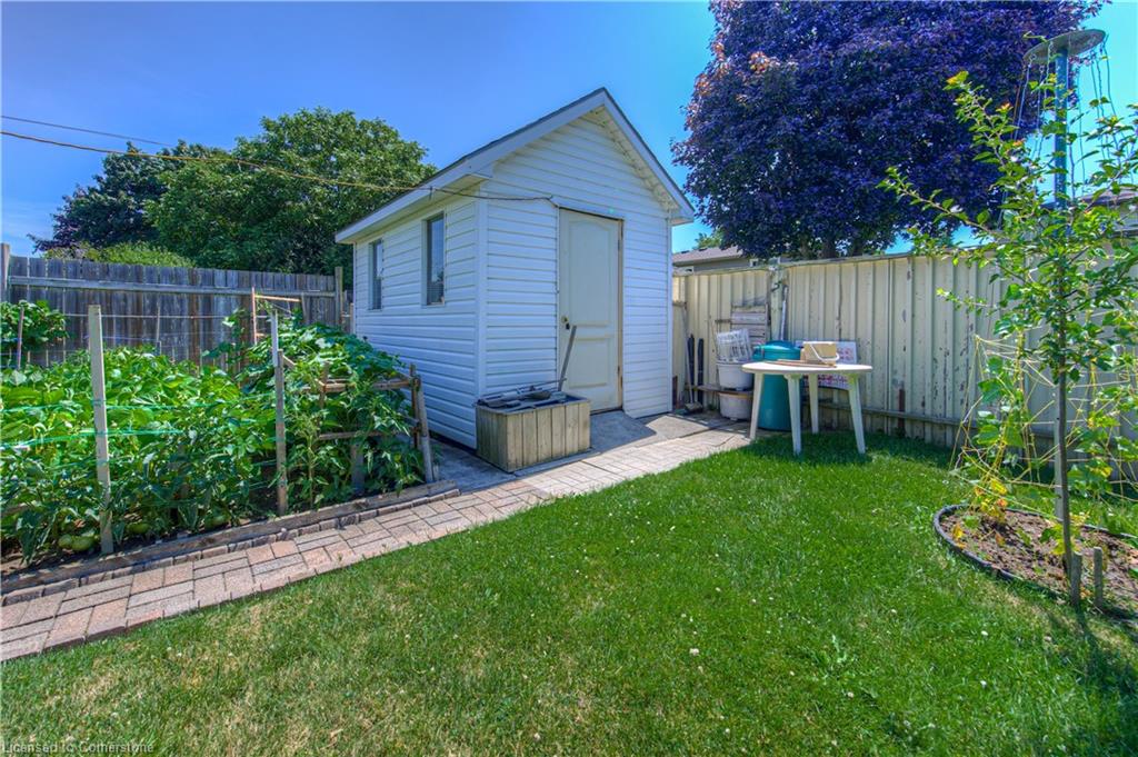1227 Valentine Drive Property Photo 4