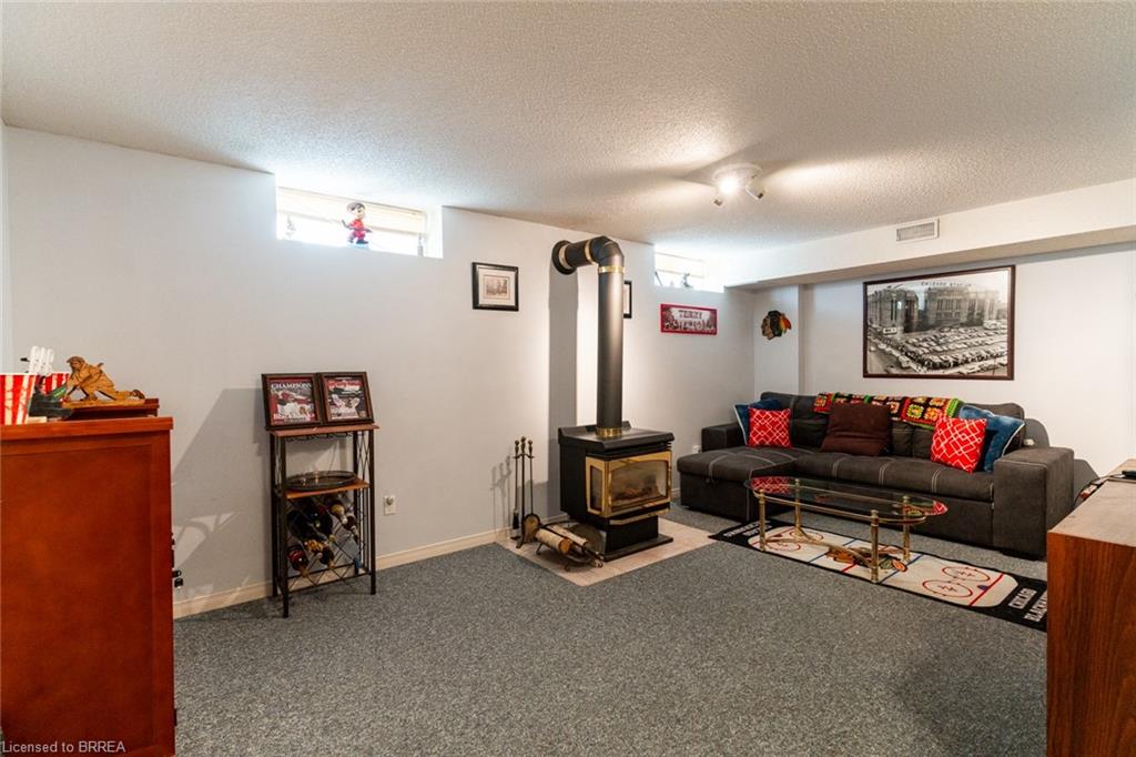 13-694 Grey Street Property Photo 29