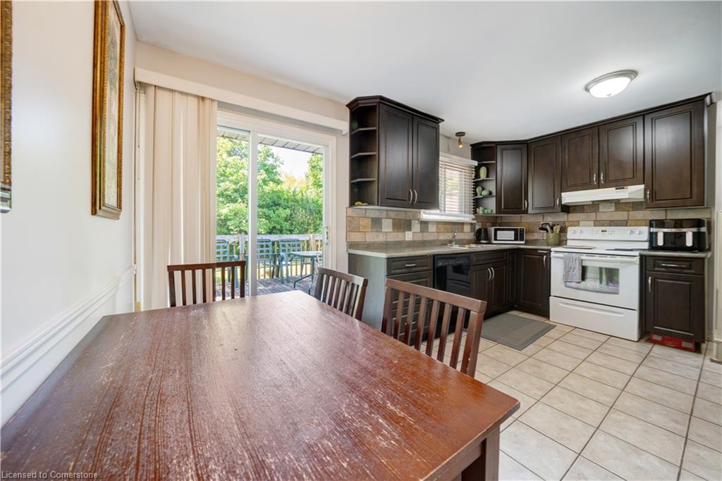 84 Jacobson Avenue Property Photo 15