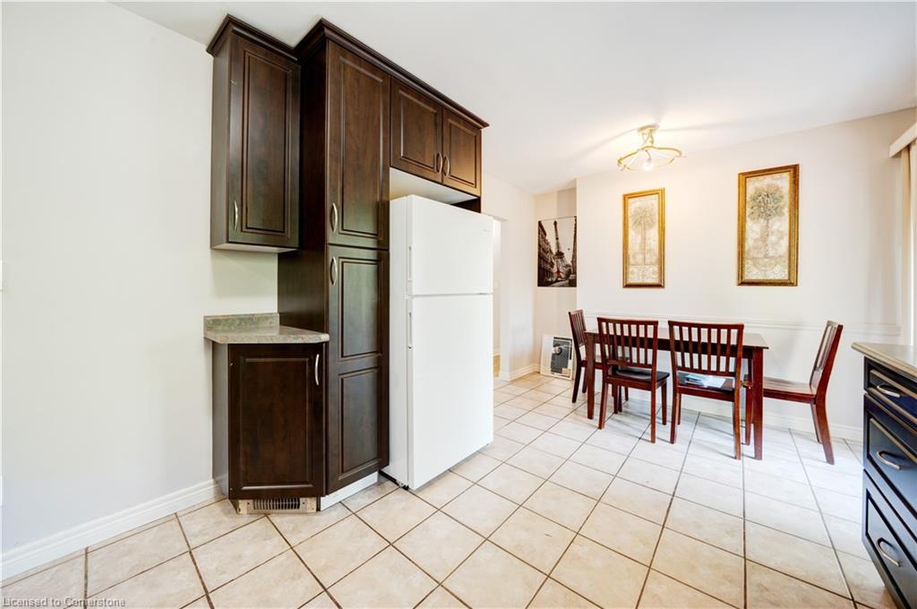 84 Jacobson Avenue Property Photo 18