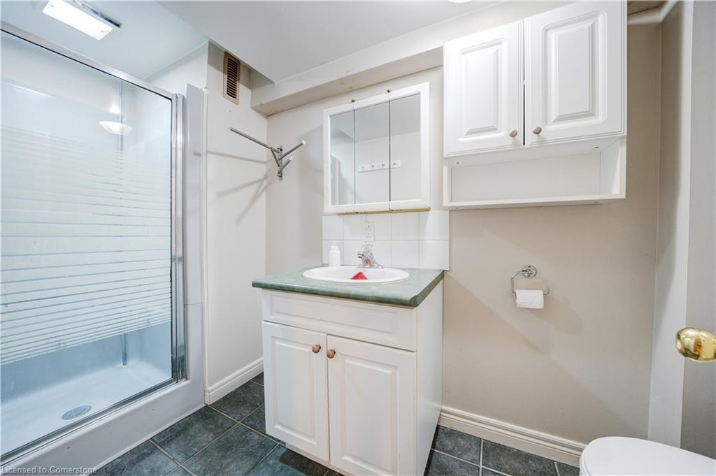 84 Jacobson Avenue Property Photo 43